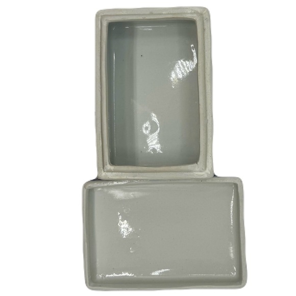 Chinese Blue and White Porcelain Trinket Keepsake Box w/ Lid - BEAUTIFUL Vintage - Picture 7 of 10